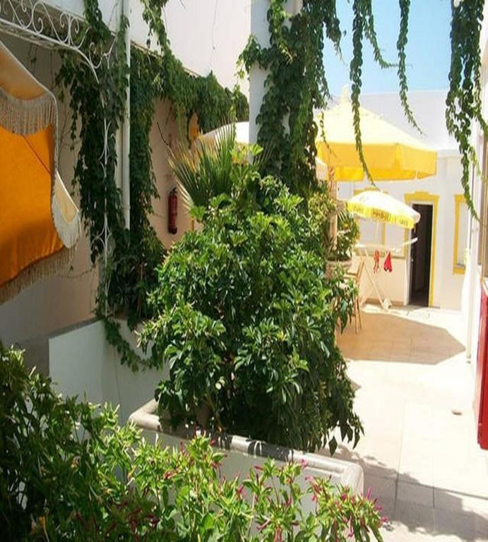 Residencial Miramar Hotel Куартейра Екстериор снимка