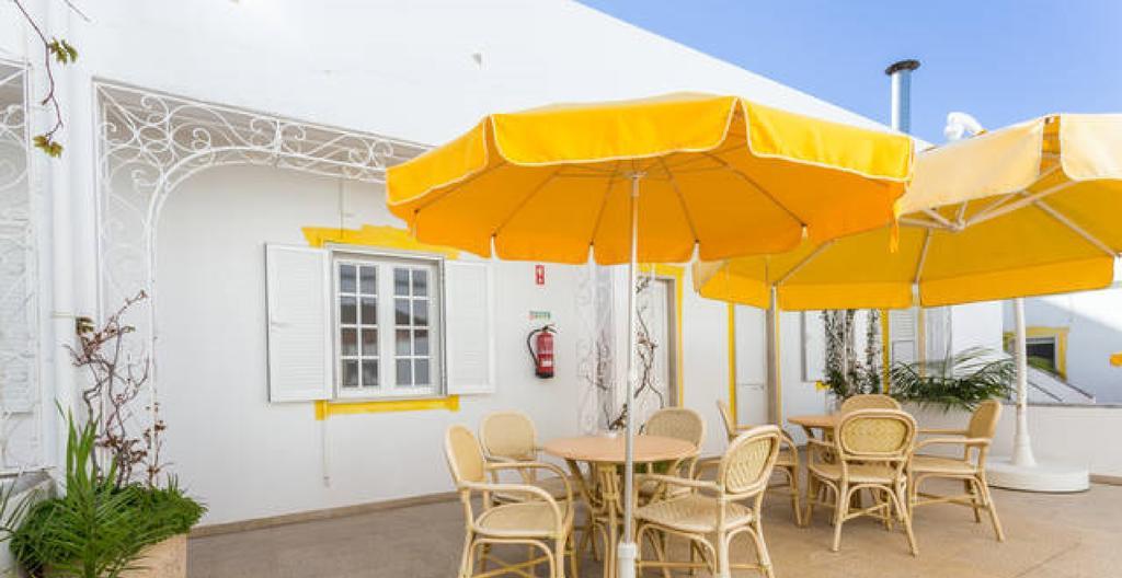 Residencial Miramar Hotel Куартейра Екстериор снимка